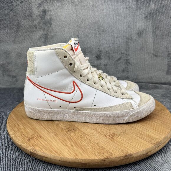 Nike Blazer Mid 77 First Use Shoes Sneakers Womens Size 8 Orange DH6757-100 - Picture 1 of 9